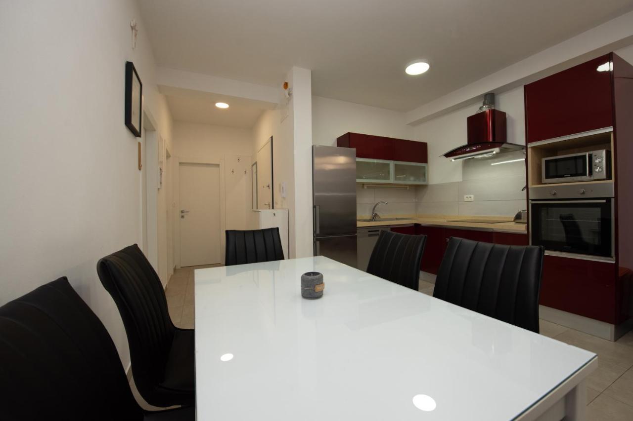 Apartment Miss Tina Τρογκίρ Εξωτερικό φωτογραφία