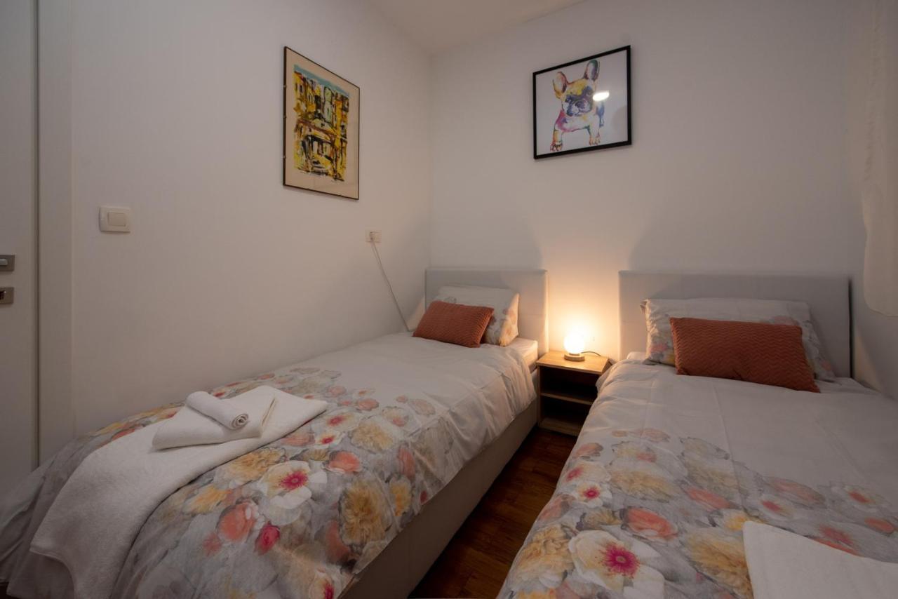 Apartment Miss Tina Τρογκίρ Εξωτερικό φωτογραφία