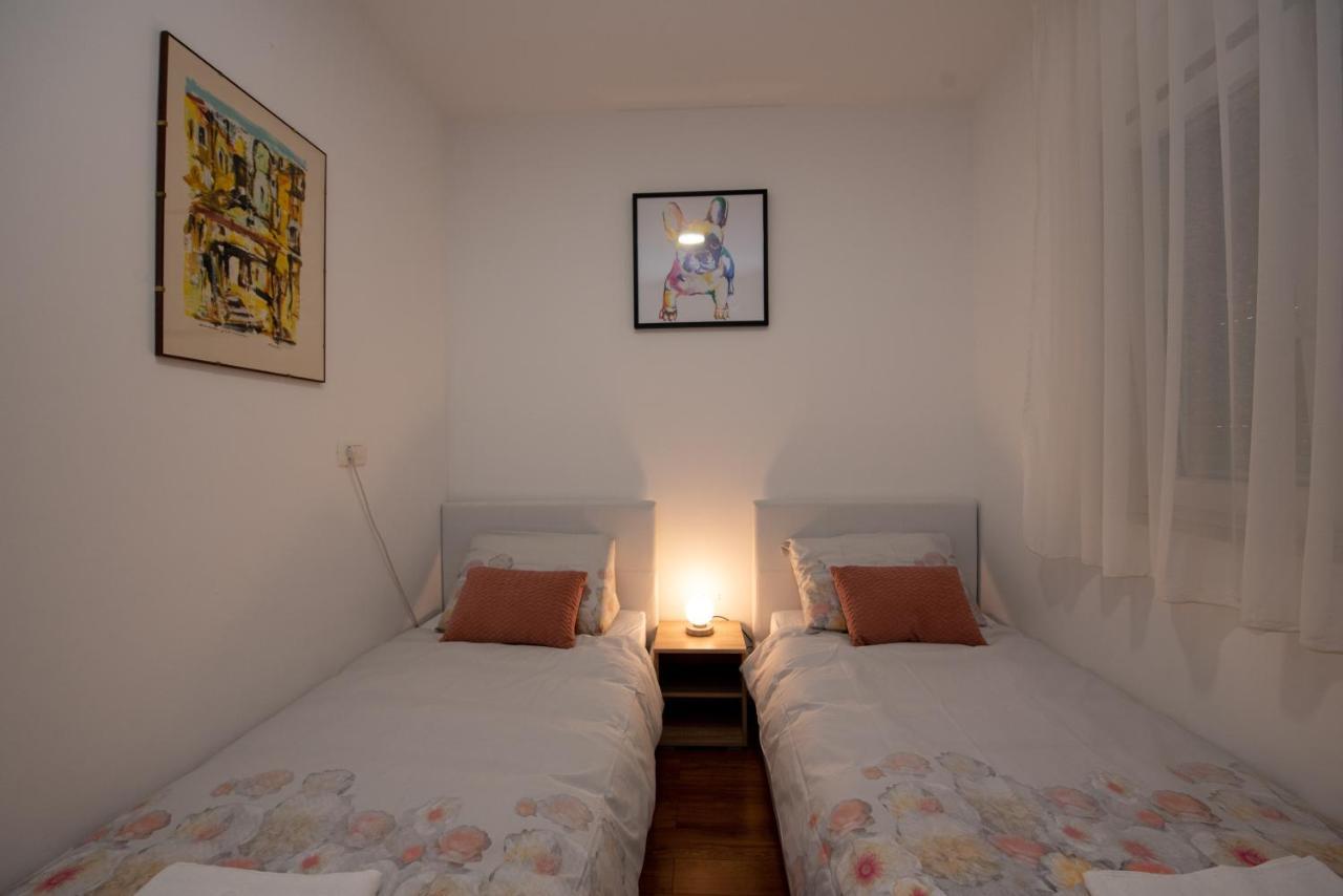 Apartment Miss Tina Τρογκίρ Εξωτερικό φωτογραφία