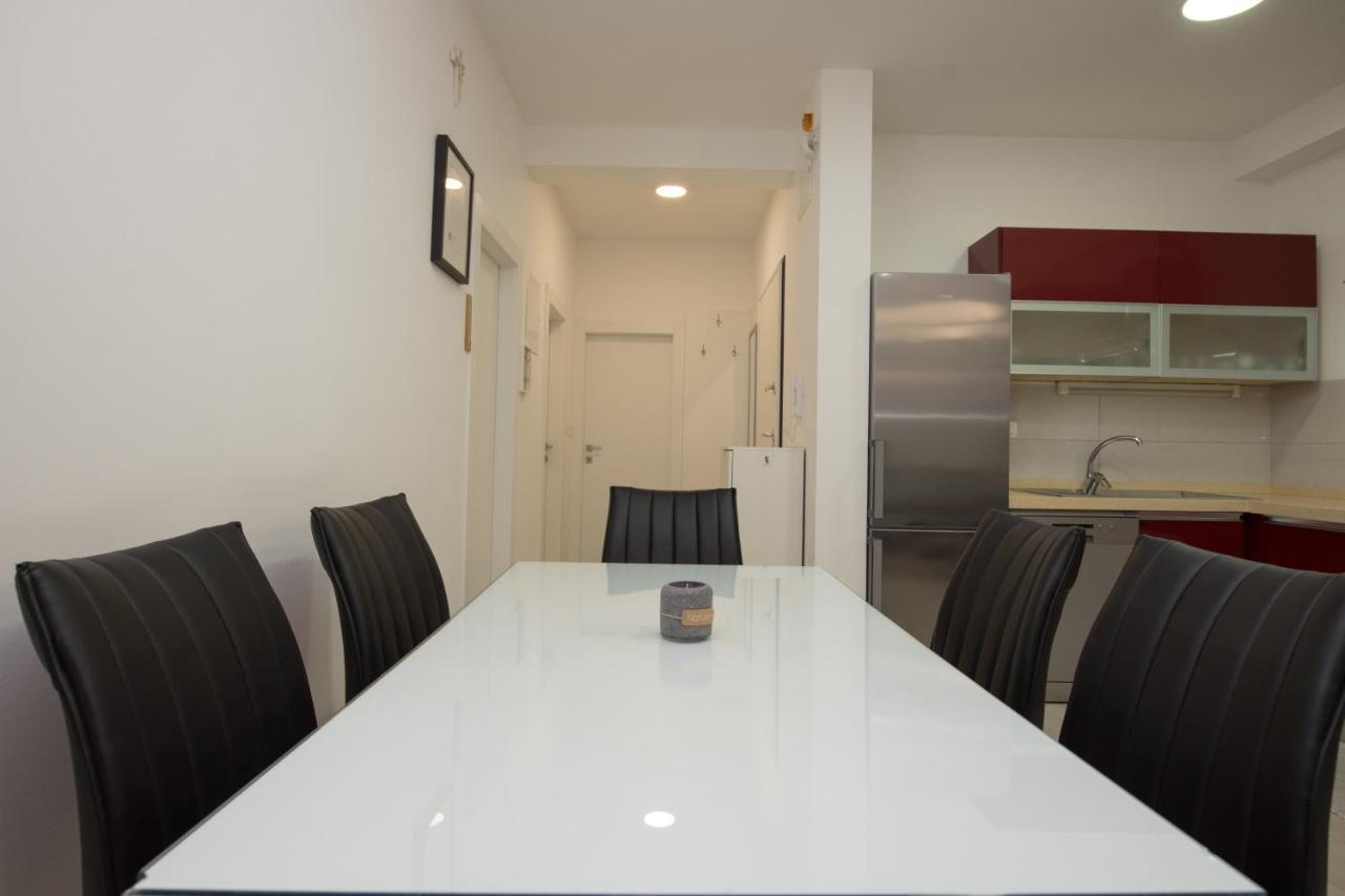 Apartment Miss Tina Τρογκίρ Εξωτερικό φωτογραφία