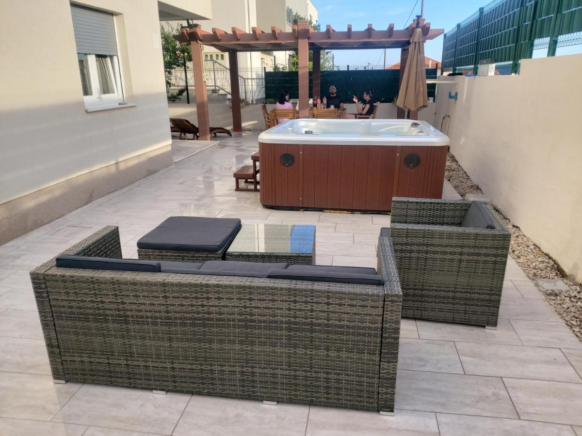 Apartment Miss Tina Τρογκίρ Εξωτερικό φωτογραφία